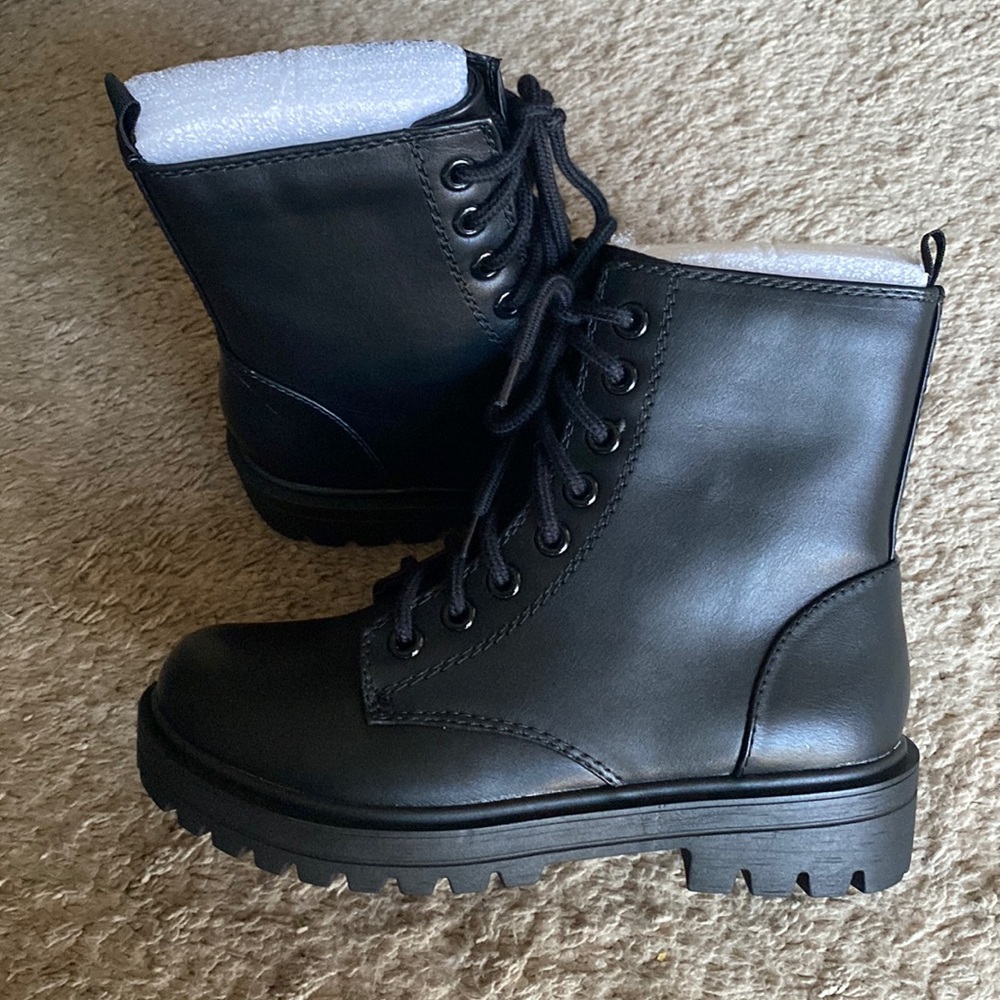 Women’s combat boots